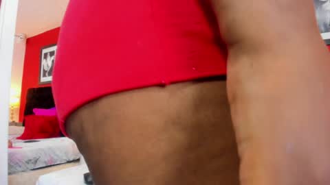 Snapshot of nicolsalas chatting on 12-30-24, 03:46 Nicol online show from 12-30-24, 03:46