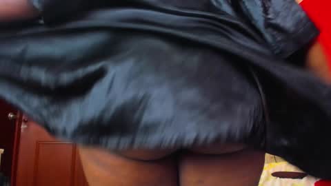 Snapshot of nicolsalas chatting on 01-17-25, 03:43 Nicol online show from 01-17-25, 03:43