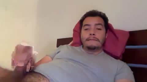 Snapshot of niconewestgate chatting on 10-29-25, 05:25 niconewestgate online show from 10-29-25, 05:25