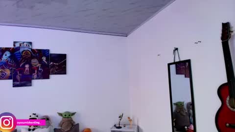 Snapshot of nicorobinn chatting on 07-19-26, 09:29 Lizzie online show from 07-19-26, 09:29