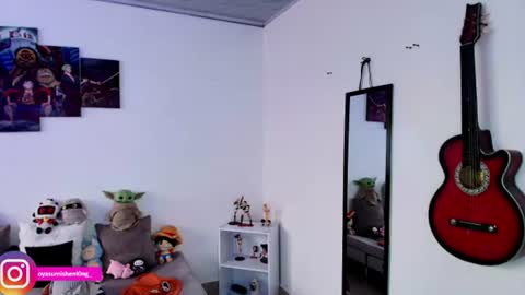 Snapshot of nicorobinn chatting on 07-24-26, 09:57 Lizzie online show from 07-24-26, 09:57
