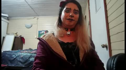 Snapshot of nidhogg_gothicc_neko chatting on 08-04-26, 03:21 Nidhgg online show from 08-04-26, 03:21