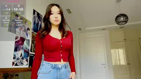 Snapshot of nievesshippey chatting on 06-04-26, 07:58 Hanna online show from 06-04-26, 07:58
