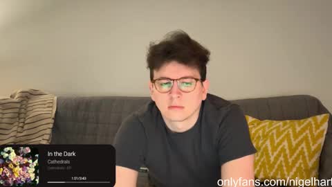 Nigel Hart online show from 02-09-25, 01:55