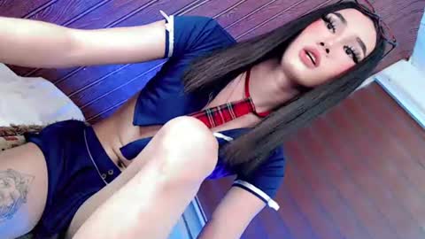 Snapshot of night_crystal1111 chatting on 06-12-26, 06:51 night_crystal1111 online show from 06-12-26, 06:51