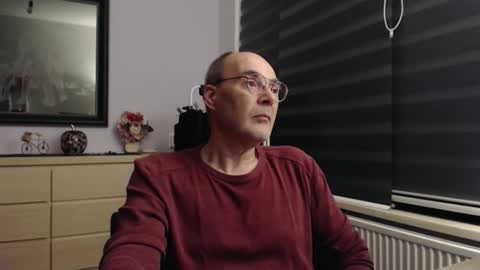 Snapshot of nightkeeper63 chatting on 10-05-25, 12:31 nightkeeper63 online show from 10-05-25, 12:31