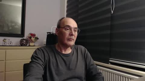 Snapshot of nightkeeper63 chatting on 10-12-25, 12:20 nightkeeper63 online show from 10-12-25, 12:20