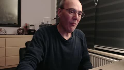 Snapshot of nightkeeper63 chatting on 10-17-25, 12:14 nightkeeper63 online show from 10-17-25, 12:14