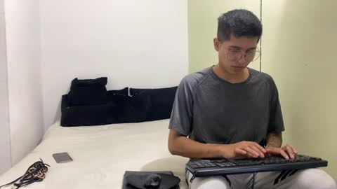 Night Scorpion online show from 04-11-26, 01:21