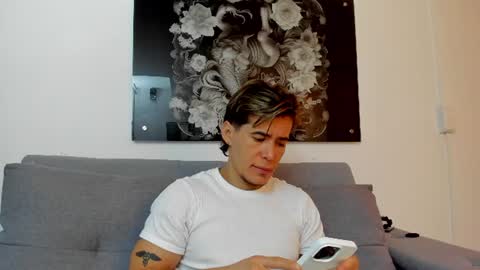 Niick online show from 06-21-26, 02:47