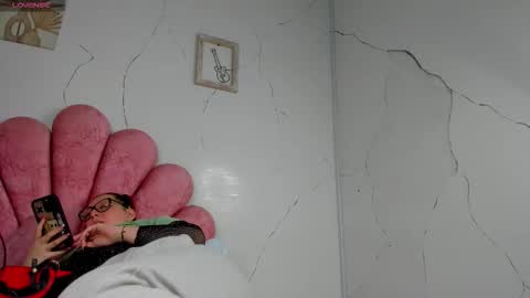 Anni online show from 02-28-26, 04:57