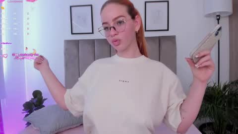 Niicoleta  online show from 11-23-25, 08:52