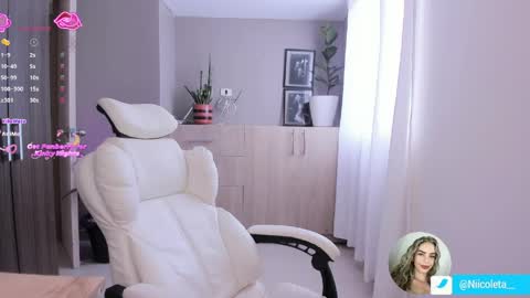 Niicoleta  online show from 04-19-26, 06:10