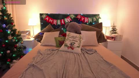 niiik_miiiki online show from 12-30-24, 11:37