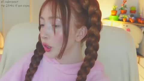 of Nylasweet online show from 02-13-25, 05:33