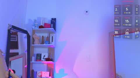 Snapshot of nijinsky_latinboy chatting on 05-08-26, 11:26 Nijinsky online show from 05-08-26, 11:26