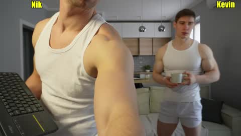 Nik online show from 04-26-26, 07:50