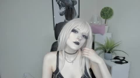 Nika online show from 07-22-26, 12:41