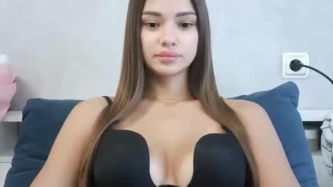 Nika online show from 06-01-26, 05:09