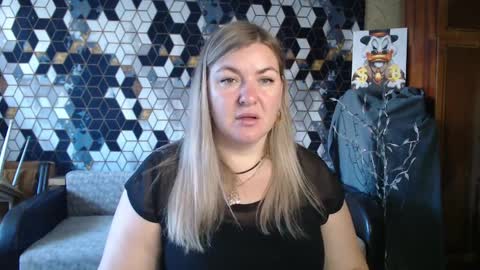 Snapshot of nikaskylink chatting on 04-06-26, 05:30 Nika online show from 04-06-26, 05:30