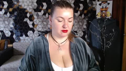 Snapshot of nikaskylink chatting on 04-09-26, 05:07 Nika online show from 04-09-26, 05:07