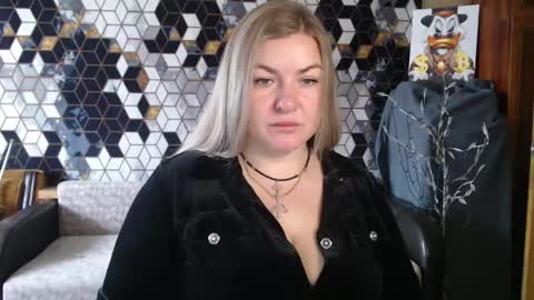 Snapshot of nikaskylink chatting on 04-13-26, 04:51 Nika online show from 04-13-26, 04:51