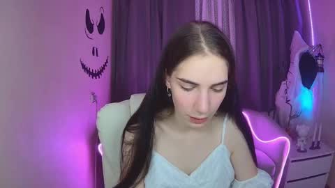 nikastarkk online show from 10-24-25, 07:10