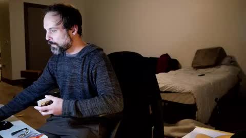 Nike Jude online show from 11-27-25, 06:37