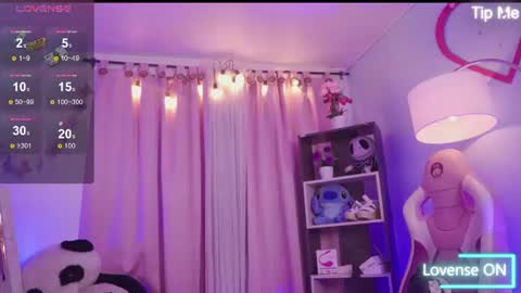 Snapshot of nikerly_hot chatting on 06-30-26, 11:44 NIKERLY online show from 06-30-26, 11:44