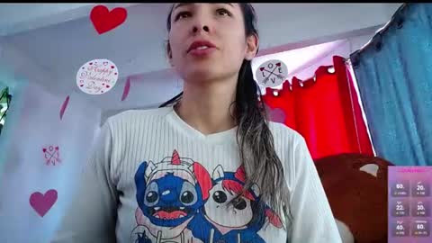 Snapshot of niki_1998 chatting on 06-11-26, 06:50 Natalia online show from 06-11-26, 06:50