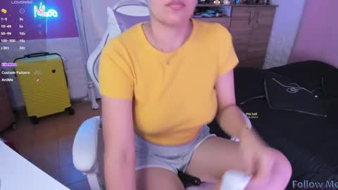 niki_sweet06 online show from 12-17-25, 09:48