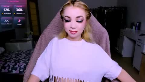 nikigoddesss online show from 05-04-26, 04:08