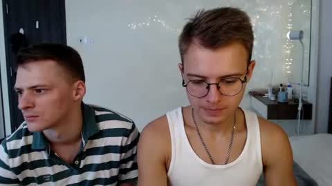 Snapshot of nikikerry_cum_ chatting on 06-25-26, 02:00 nikikerry_cum_ online show from 06-25-26, 02:00