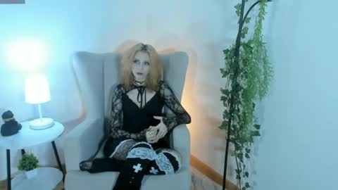 Snapshot of nikitabeakley chatting on 04-14-26, 03:29 Agata online show from 04-14-26, 03:29