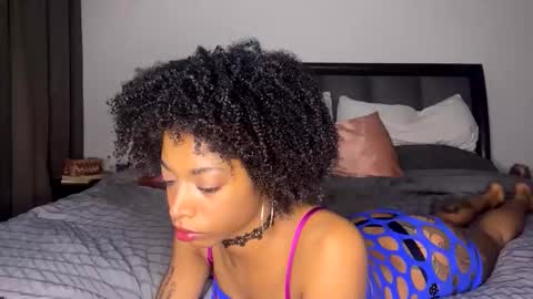 nikitalove104 online show from 09-29-25, 10:14