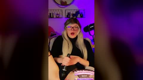 Kitty Chatte online show from 04-14-26, 12:55