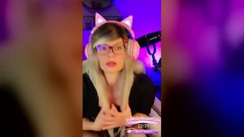 Kitty Chatte online show from 04-23-26, 12:40