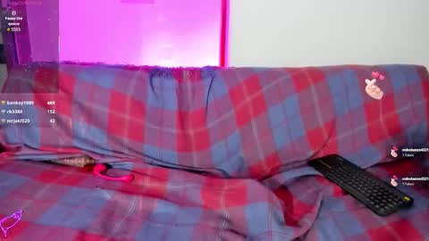 nikki_uwu online show from 03-08-26, 02:04