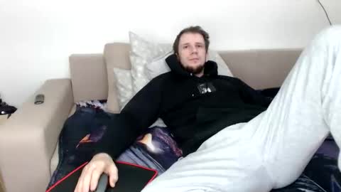 Nick online show from 12-22-25, 06:54