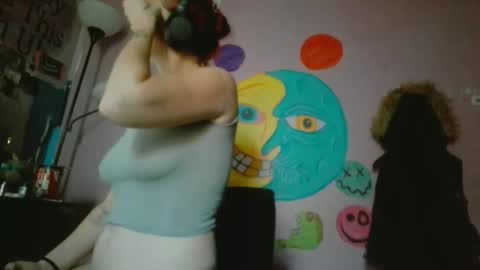 Nikkie online show from 05-03-26, 10:27