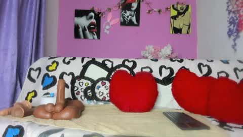 Snapshot of nikkifox111 chatting on 04-09-26, 11:59 NikkiFox online show from 04-09-26, 11:59