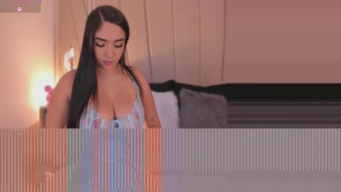 Nikki  online show from 03-05-25, 04:56