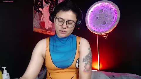 Nikky online show from 04-22-26, 02:51