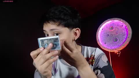 Nikky online show from 04-27-26, 12:47