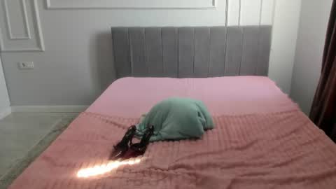 Nikky online show from 06-22-26, 03:25