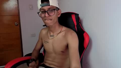 Snapshot of niklaus_wolf chatting on 03-08-26, 07:39 niklaus_wolf online show from 03-08-26, 07:39