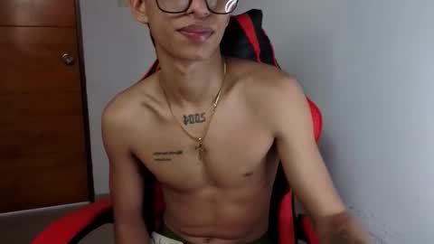 Snapshot of niklaus_wolf chatting on 03-17-26, 07:06 niklaus_wolf online show from 03-17-26, 07:06