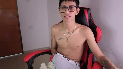 niklaus_wolf online show from 04-28-26, 04:06