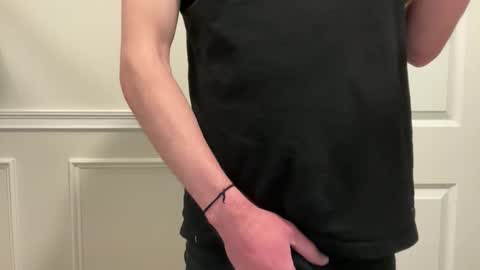 Snapshot of niko9inches chatting on 02-12-26, 08:37 niko9inches online show from 02-12-26, 08:37