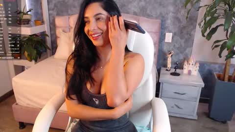 Snapshot of niko_robin04 chatting on 10-02-25, 06:37 Niko Robin online show from 10-02-25, 06:37